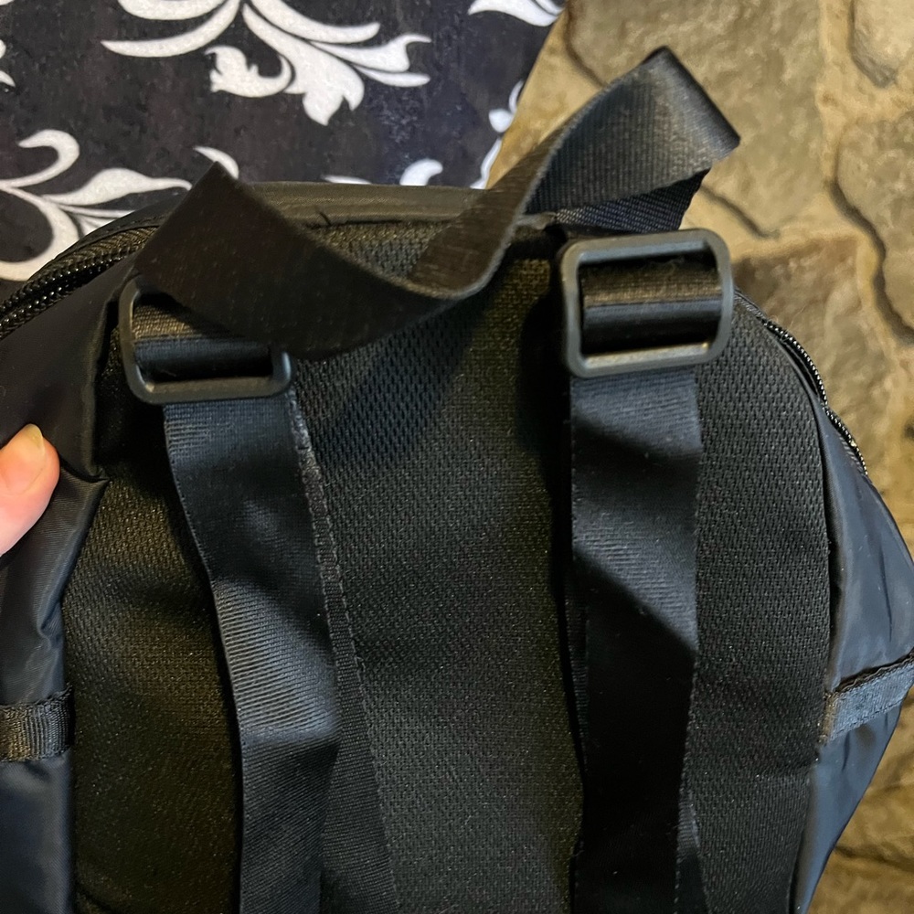 Nike Black Adjustable Mini Backpack - image 7